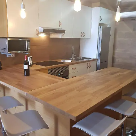 Drago Friendly Πλάγια ντελ Ινγκλές